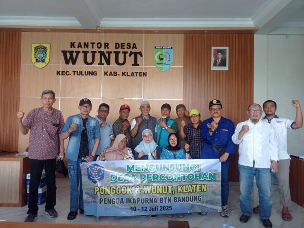 Rombongan Purna Karyawan Bank BTN Bandung Kunjungi Desa Wunut dan Umbul Pelem Waterpark