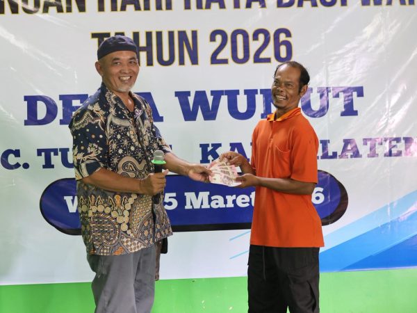 JELANG LEBARAN PEMERINTAH DESA WUNUT BAGIKAN THR Rp.250.000,-/ JIWA
