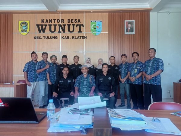 TINGKATKAN KAPASITAS KELEMBAGAAN: BPD DESA WARINGINSARI KOTA BANJAR LAKSANAKAN KUNJUNGAN KERJA DI DESA WUNUT KABUPATEN KLATEN